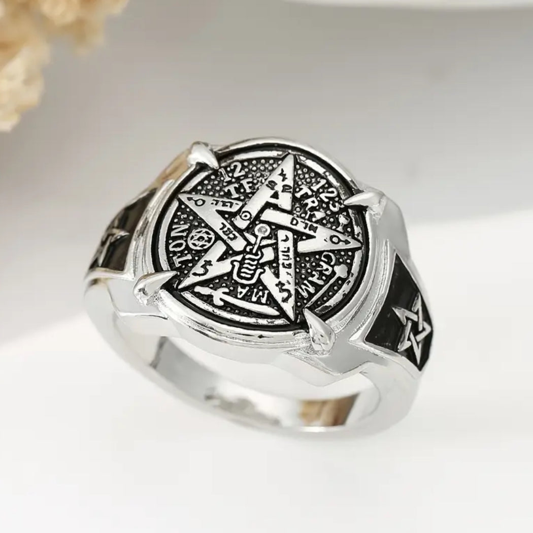 Anillo Tetragrammaton Dorado Protección, energía y estilo egipcio