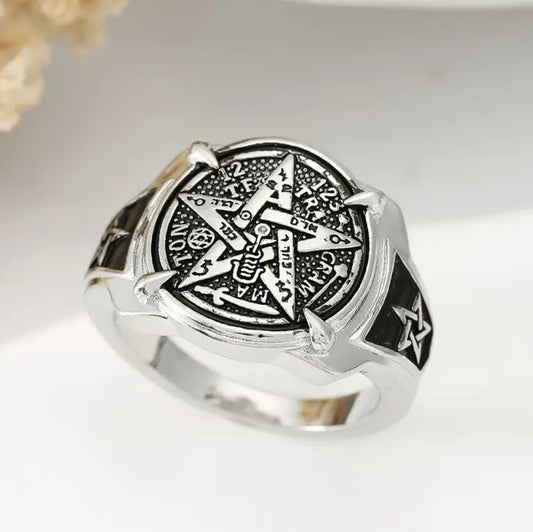 Anillo Tetragrammaton Dorado Protección, energía y estilo egipcio